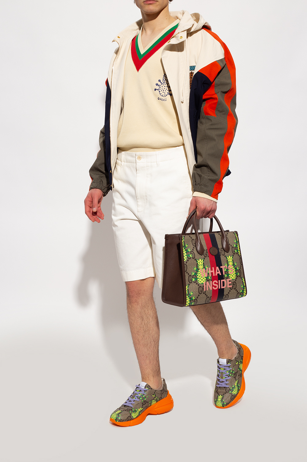 Gucci rhyton deals sneakers outfit